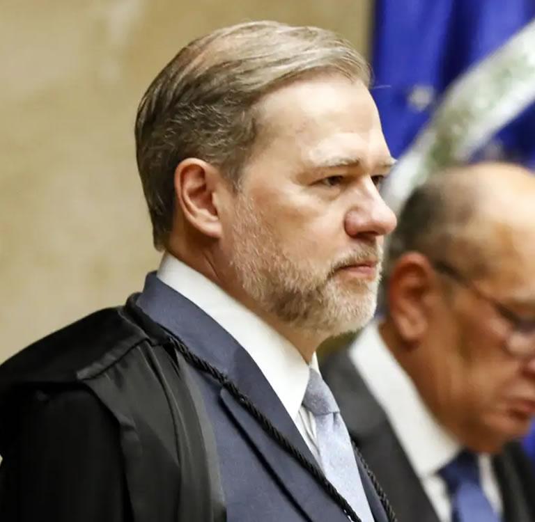 A Podridão Judicial Brasileira: O Escândalo do Banco Master e a Destruição do Estado de Direito