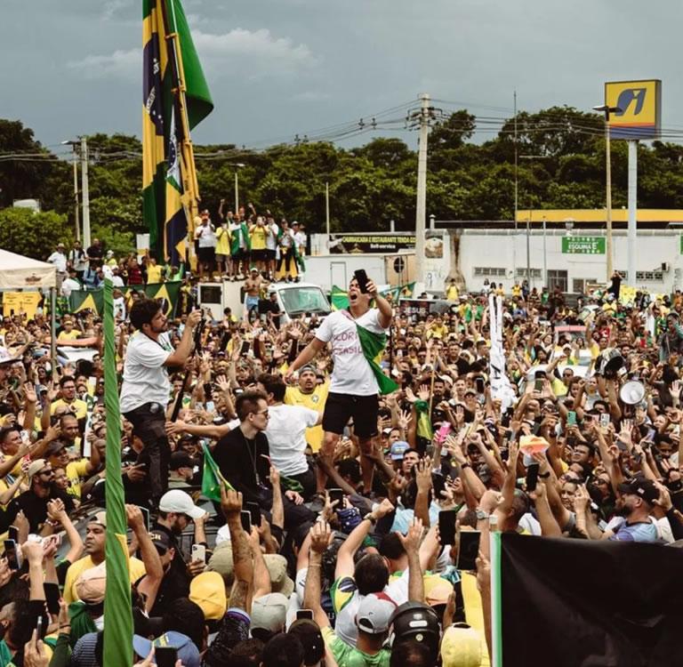 Caminhada da Liberdade e a Emergência de Nikolas Ferreira